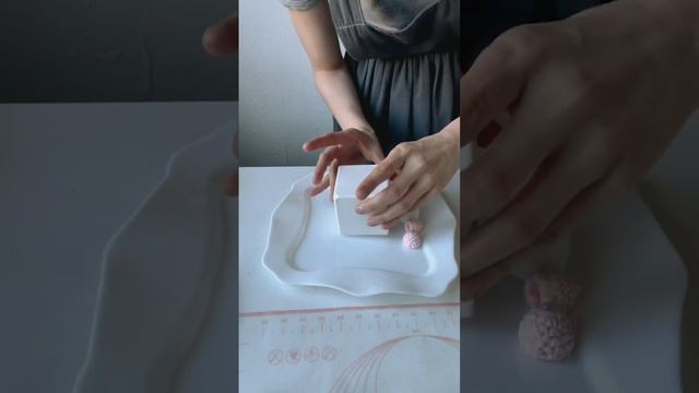 МК Часть 2?Украшение зефирного тортика от Марфы @endomarfin?Marshmallow mini cake Recipe смотреть онлайн