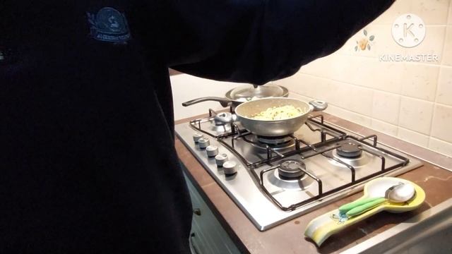 spaghetti con la tritia mutabilis... смотреть онлайн