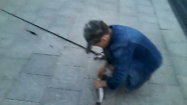 Иркутск. Ловля хариуса на набережной. смотреть онлайн