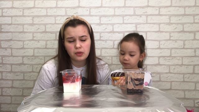 MUKBANG?/ПРАГА с Шоколадом ?/ПАННА КОТТА с КЛУБНИКОЙ ?/ПРОГУЛИВАЕМ САДИК ?/mukbang/sweet dessert смотреть онлайн