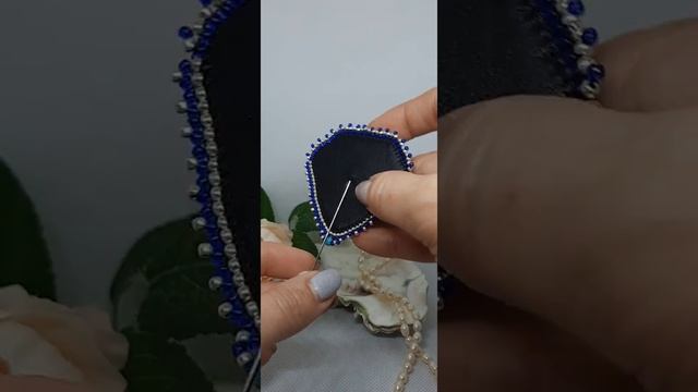 БРОШЬ ИГЛА(заказ) из бисера, кристаллов, бусин говлита.Возможен повтор смотреть онлайн