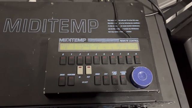 Miditemp MP-88 MP88 with Gotek USB floppy emulator drive (FlashFloppy HxC compatible) смотреть онлайн