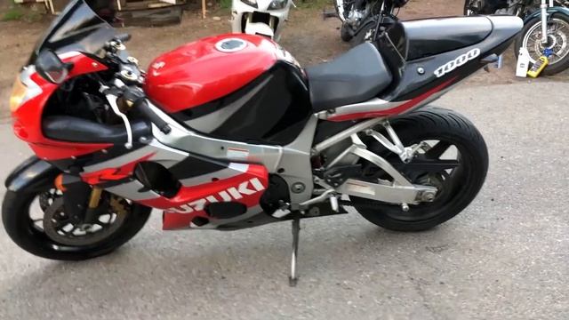 Suzuki GSX-R 1000 vm. 2002 смотреть онлайн