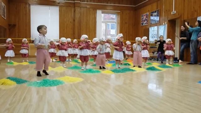 Зоряна. Танец. Баня смотреть онлайн