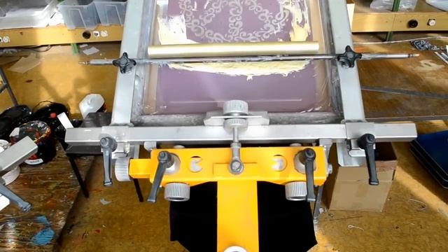 Печать на футболках .Фольгирование. Печать фольгой по ткани.