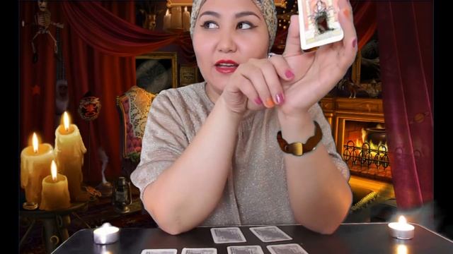 АСМР/ASMR/гадание на картах таро и руны/гаданик по руке смотреть онлайн