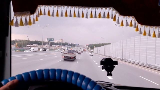 Пятница.Пробки.МКАД смотреть онлайн