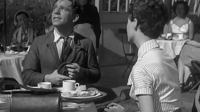 1953 МИСТЕР ПИТКИН: НЕПРИЯТНОСТИ В ЛАВКЕ( Trouble In Store )