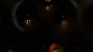 Уход за входной дверью с помощью силиконовой смазки