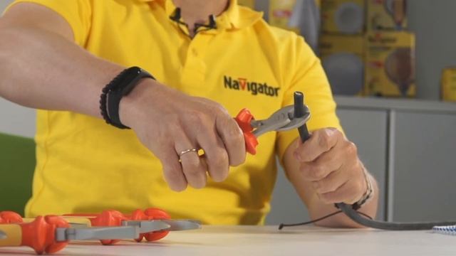 Пассатижи, бокорезы, длинногубцы, кабелерез. Ресурс режущих кромок увеличен в два раза смотреть онлайн