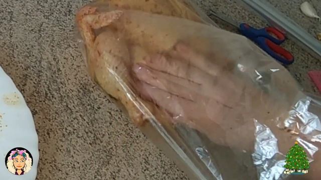 Курица запеченная в рукаве с яблоками в духовке! Новогодний стол 2023! смотреть онлайн
