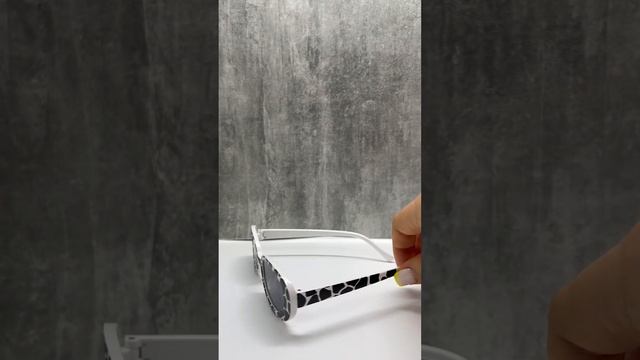 Очки овал пятнистые смотреть онлайн