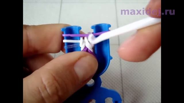 Браслет из резинок СЕРДЕЧКИ на рогатке или Как сплести браслет из резинок на рогатке с сердечками смотреть онлайн