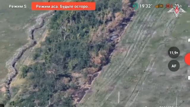 Пулеметчик штурмового подразделения с позывной «Арчи» рассказал об одном из штурмов смотреть онлайн