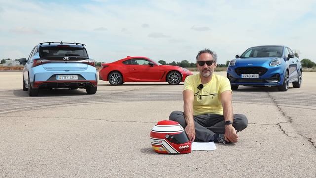 ¿Qué coche es más rápido? Hyundai i20N vs Ford Puma ST vs Toyota GR86 RZ смотреть онлайн
