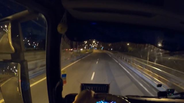 «Чудики» на МКАДе, грузимся 3-й ходкой Москва-Воронеж. смотреть онлайн