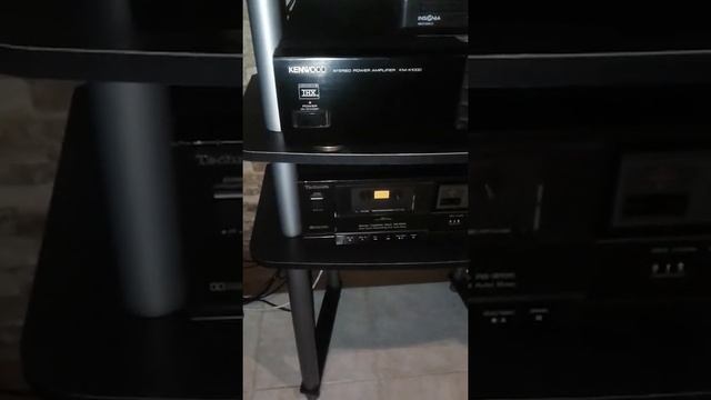 Anthem AVM50 pre amp y Kenwood KMX 1000 amp. смотреть онлайн