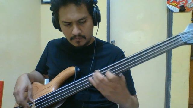 Galneryus - Silent Revelation Bass Cover смотреть онлайн
