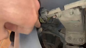 Установка переднего бампера M-Tech BMW E60