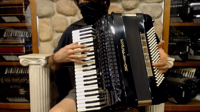 EXC940GOLD -NEW Black Excelsior 940 Gold Piano Accordion LMMH 41 120 $5999 смотреть онлайн