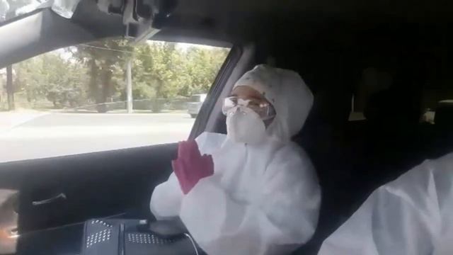 «Передайте народу, что мы есть». Как работают волонтеры в Бишкеке