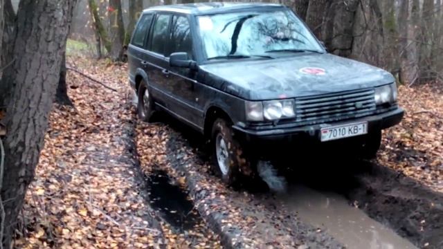 Land Rover Rаnge Rover 4,6 р38 в колее едет боком смотреть онлайн