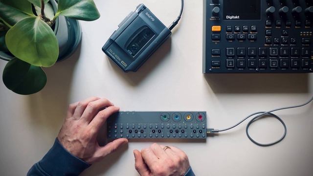 Sketch:Only OP-Z Relaxed Minimal Electronica смотреть онлайн