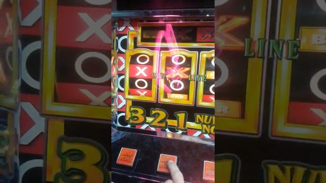 GOLDEN GAME fruit machine.bar run смотреть онлайн