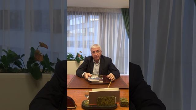 Чем отличаются эти книги? смотреть онлайн