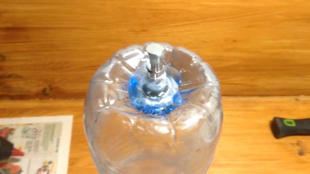 КАК СДЕЛАТЬ ПРИСПОСОБУ ДЛЯ МЫТЬЯ АВТОМОБИЛЯ ИЗ ПЛАСТИКОВОЙ БУТЫЛКИ И ВЕНТИЛЯ смотреть онлайн