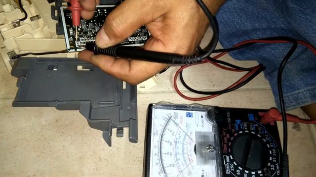 แนวทางการตรวจเช็คซ่อมแอร์บ้าน MITSUBISHI ELECTRIC รุ่นMS-GK13VA-T1อาการ ไฟLEDกระพริบแล้วตัด ตอนที่1 смотреть онлайн