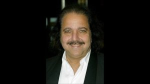 песня про усы