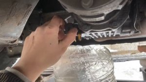 Chevrolet Captiva - Замена масла в МКП , Редукторе и Раздатке..