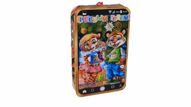 Сладкий новогодний подарок весом 1100-1200 грамм в картонной упаковке смотреть онлайн