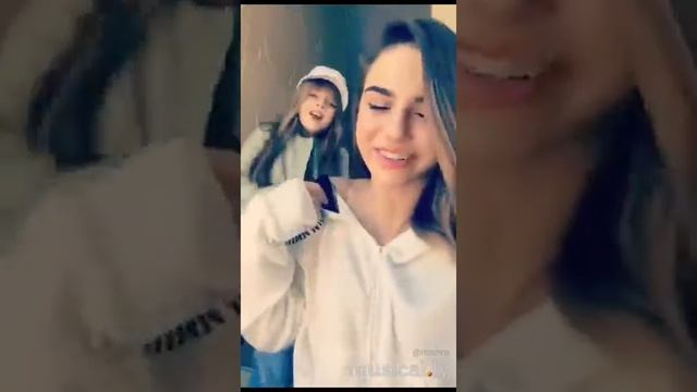 Мареся с челкой ?? смотреть онлайн