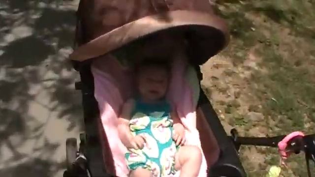 stroller cam смотреть онлайн