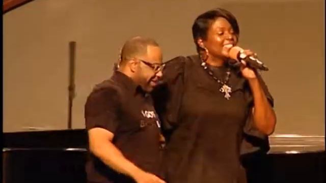 Throw Me the Shade ( 1 John 2:8-11; Psalm 121) смотреть онлайн