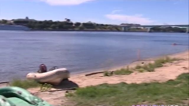 В Волге ищут тело мужчины, возможно, спрыгнувшего с Октябрьского моста