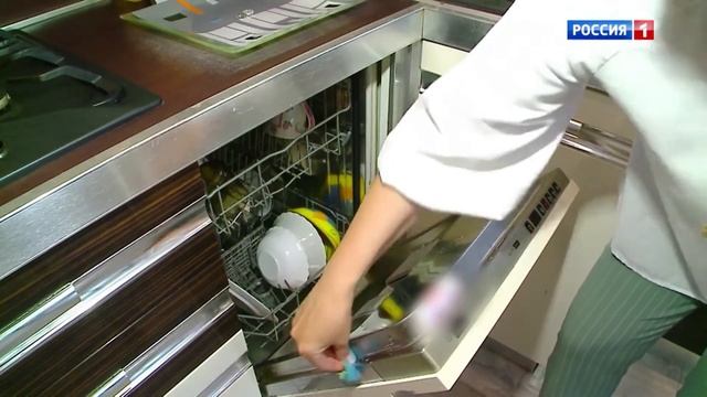Почему плита и мойка не соседи? смотреть онлайн