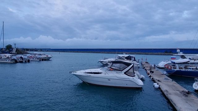 Имеретинская Бухта - Адлер, Сочи, Россия - 12.05.2024 - Imeretinskaya Bay, Adler, Sochi, Russia смотреть онлайн