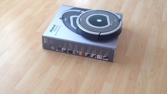 Робот-пылесос iRobot Roomba над пропастью смотреть онлайн