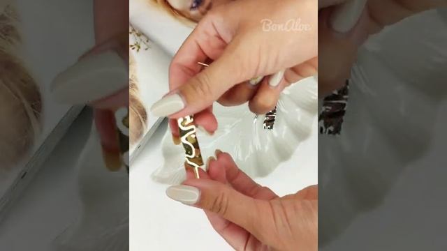 Невидимка/Заколка невидимки для волос /тренд аксессуаров для волос и новинка 2022 года смотреть онлайн