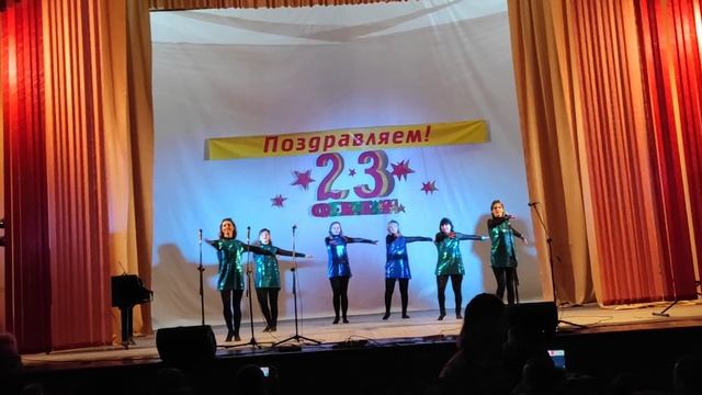 Любительский хореографический коллектив учителей "Дежавю" танец " It's Raining Men" смотреть онлайн