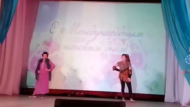 Я в роли модницы 90-х годов ??? смотреть онлайн