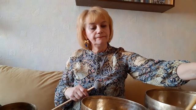 Звуковая праздничная медитация с поющими чашами в канун Святой Пасхи. смотреть онлайн