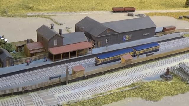 One Of The Smallest T Gauge Model Railway Layouts With Self-Propelled Model Trains By Martin Kaseli
