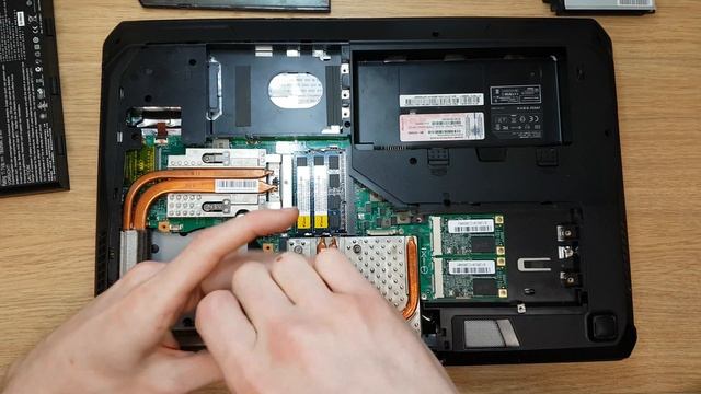 MSI GT70 MS-1762 disassemble to clean cooling system and detect graphic card problem смотреть онлайн