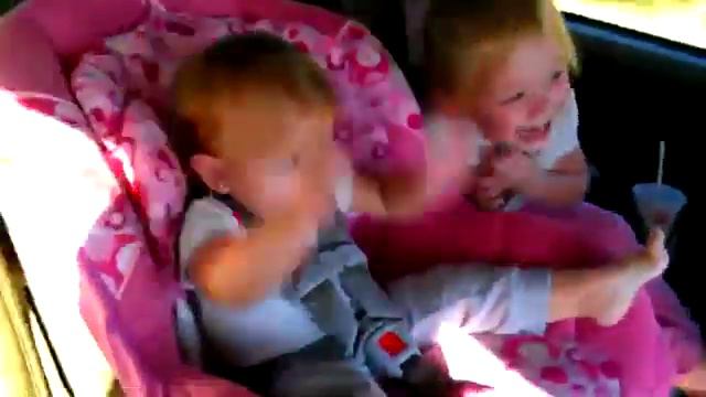 Веселимся в автокресле смотреть онлайн