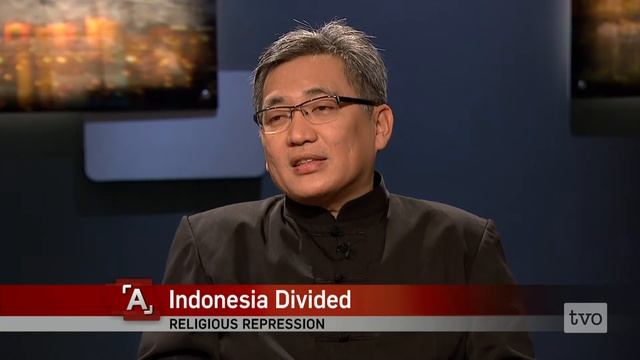 Andreas Harsono: Indonesia Divided смотреть онлайн