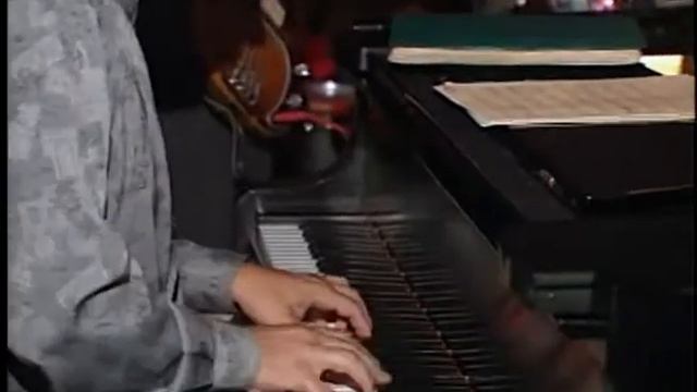Gilbert Sedeno Jazz Quartet смотреть онлайн